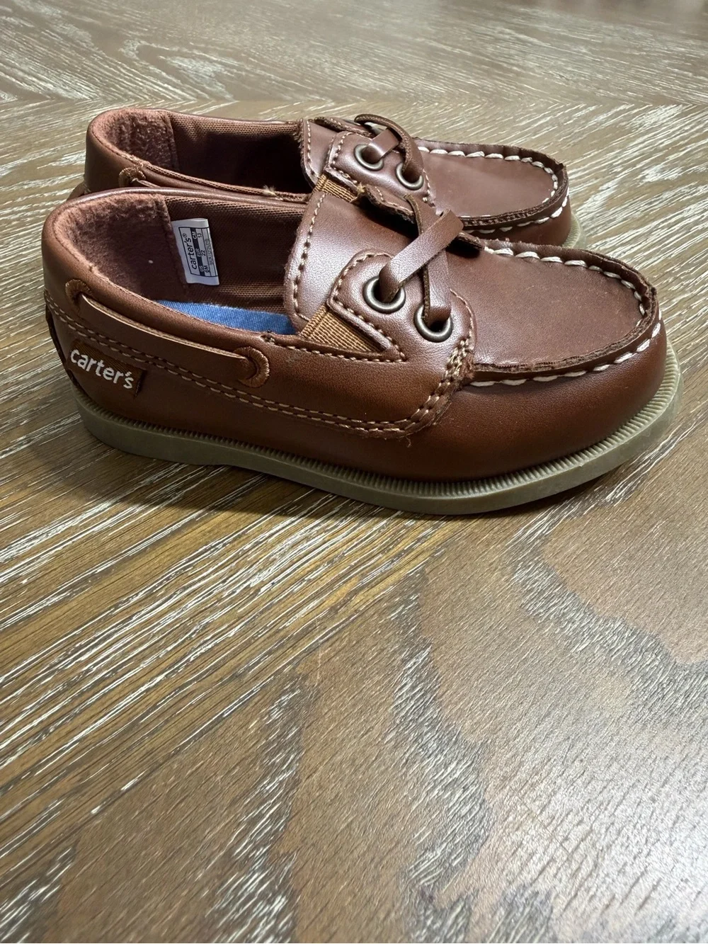 *NWOT* Carter's Bauk Boat Toddler Shoes 6